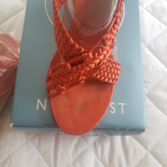 Wedge Sandals - Picture 3 of 4